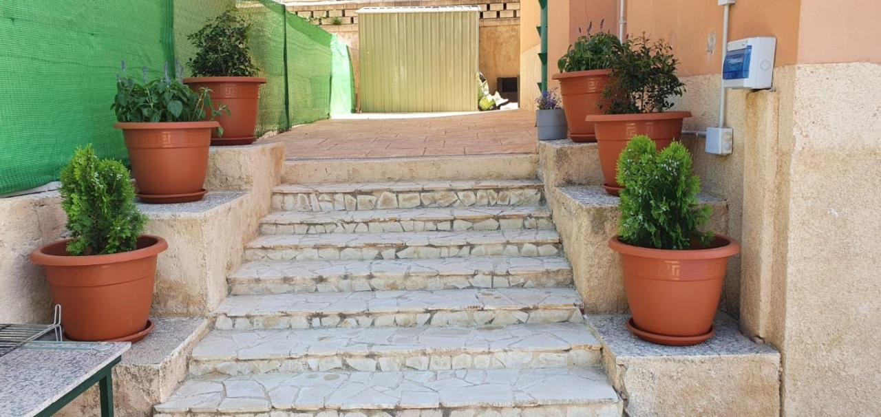 הוילה Relleu Aisha House מראה חיצוני תמונה